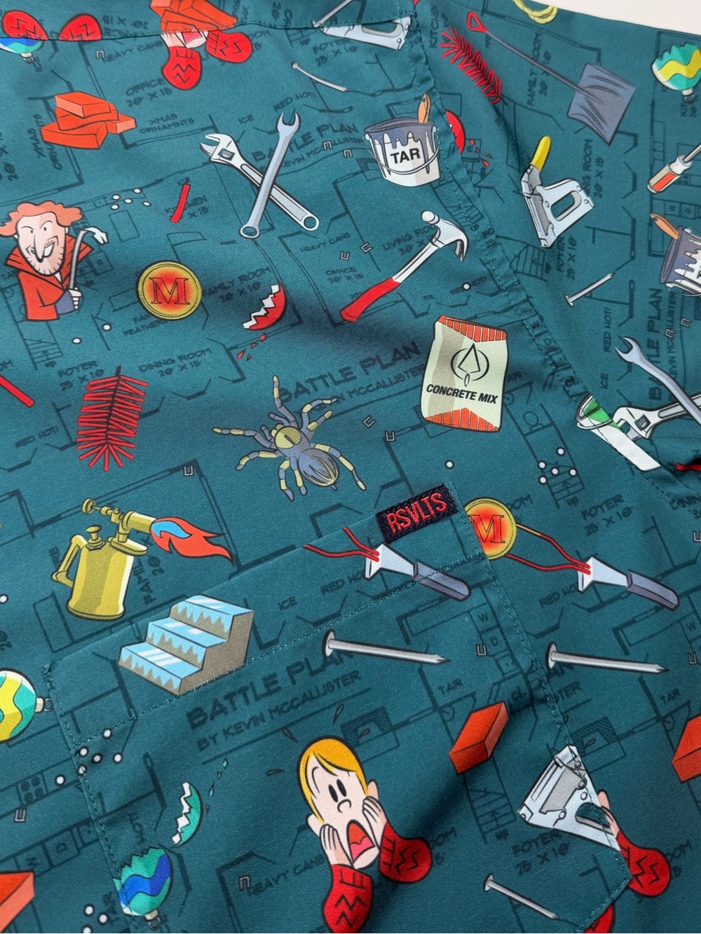 RSVLTS x Home Alone Adult Short Sleeve Shirt Size XL Battle Plan AOP Christmas - Picture 6 of 12